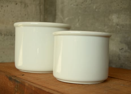 まるい大小の陶器《小》