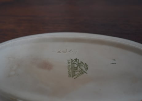 S.C.RICHARDのオーバルプレートS