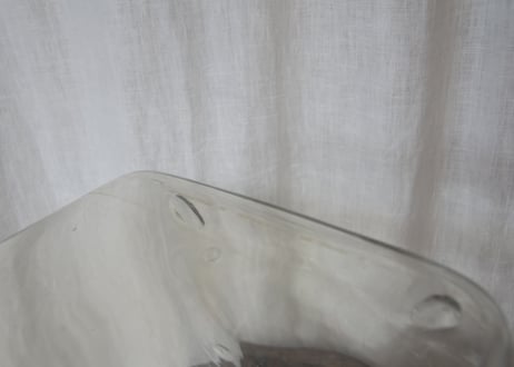 ガラスの四角い水槽
