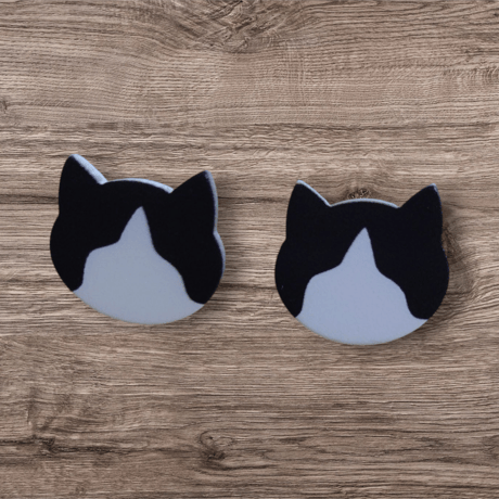 猫ピアス