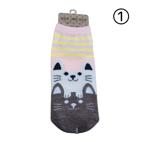 つま先猫柄くるぶしソックス