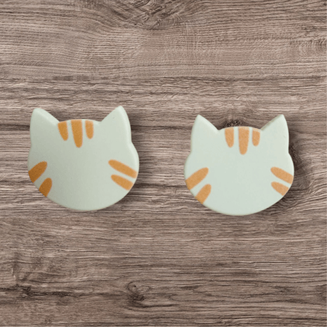 猫ピアス