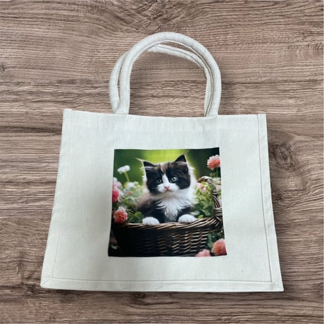 ねこプリントのトートバッグ