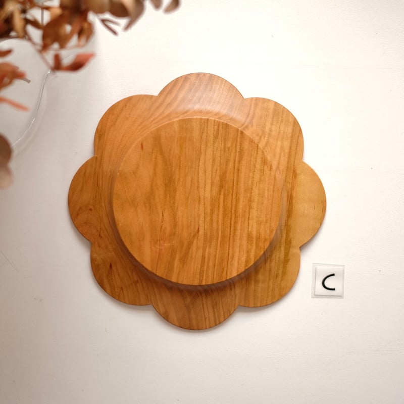 木彫り　花と孔雀　アプリコットプレート tb0456r.jpg