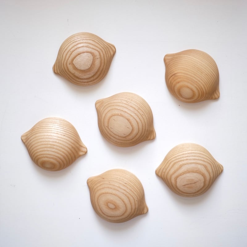 かくれもん Cording Embroidery Demi Lune Handbag - beige - Mame Kurogouchi