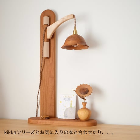 スカラップライト
