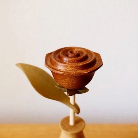 【新品】kikka チューリップ  kotun kikka チューリップ ウォールナットタイプ | 大石浩介