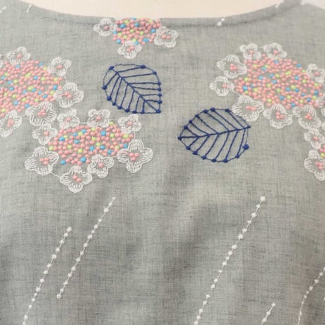 marble sud マーブルシュッド EMBガクアジサイ Blouse