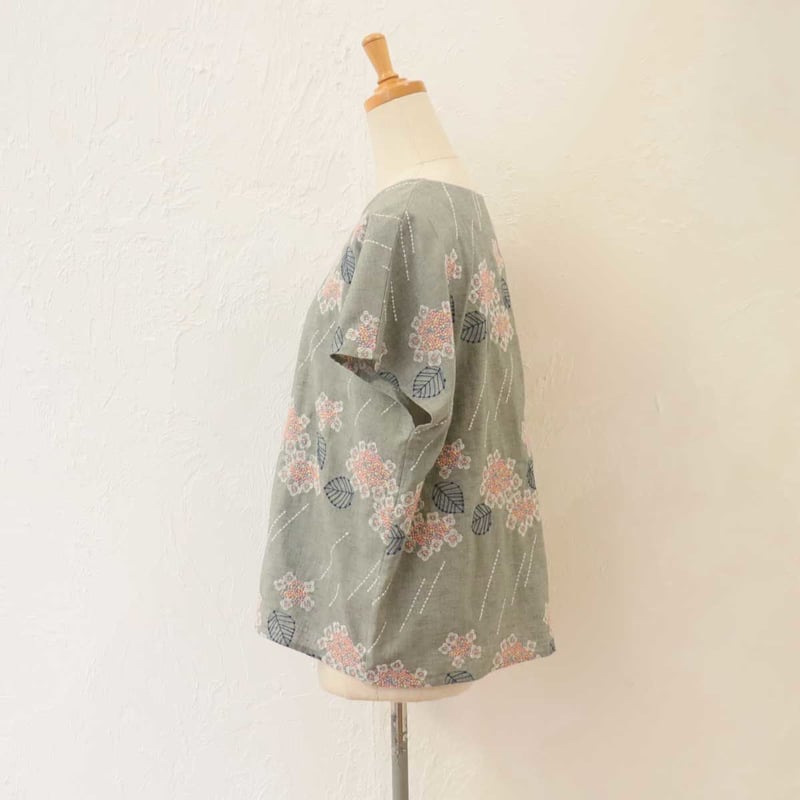 marble sud マーブルシュッド EMBガクアジサイ Blouse | abicolle