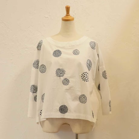 Lueuf ルフ VARIOUS DOT 刺繍 プルオーバー