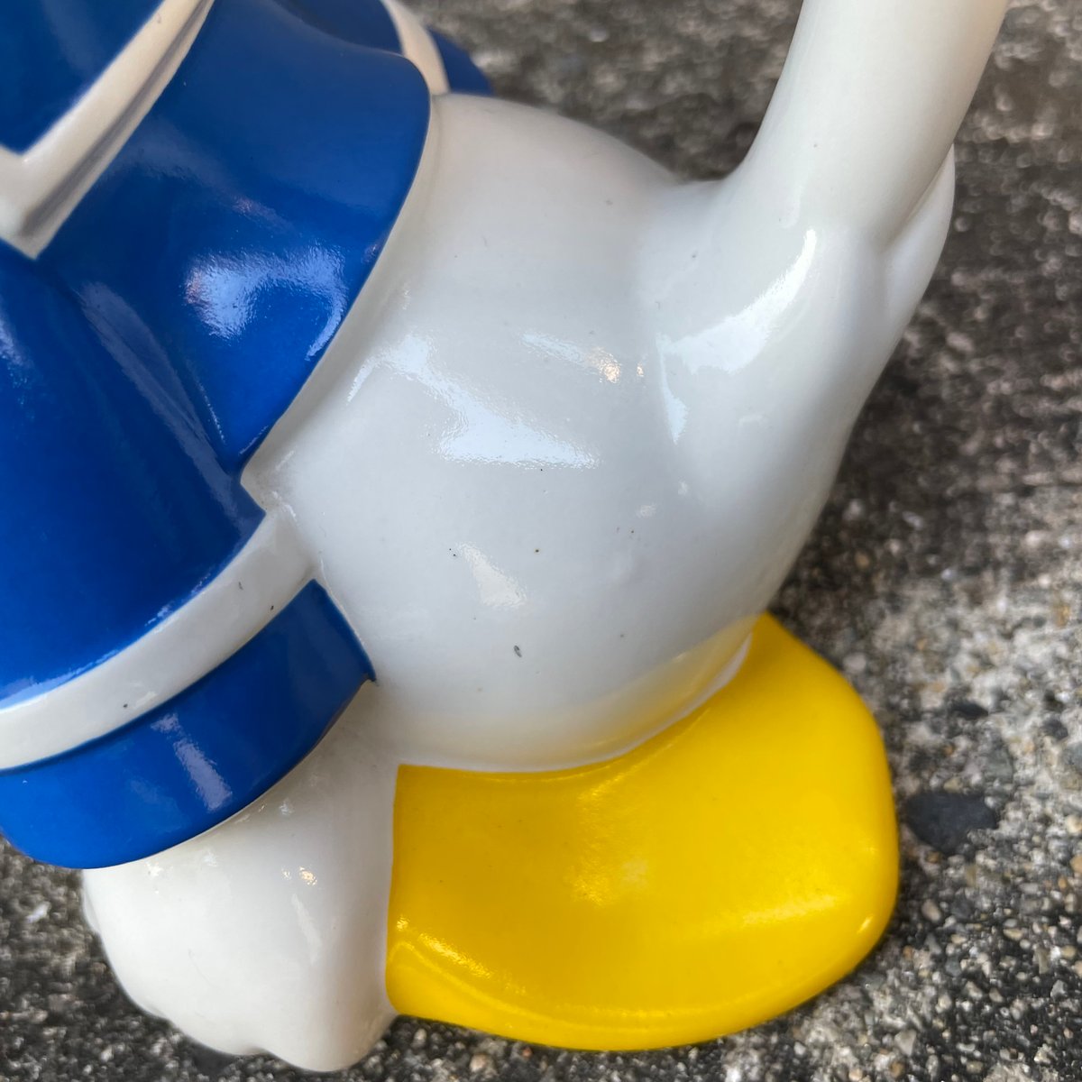 Vintage ”Donald Duck” CERAMIC TANKARD [J-025] |