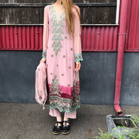 INDIA EMBROIDERY SET UP [S-3126]