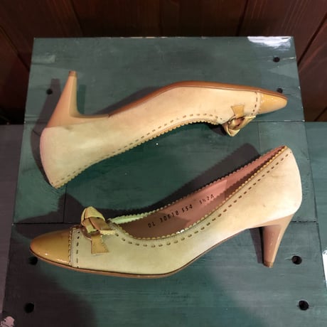 "SALVATORE FERRAGAMO" DESIGN PUMPS 22.5cm [S-3240]