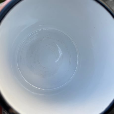 VINTAGE RED ENAMEL MUG [J-005]