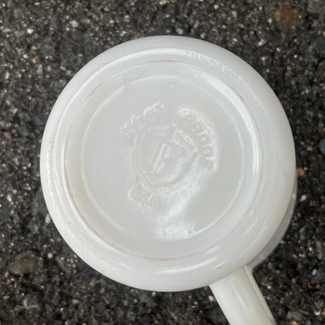 VINTAGE "HEAT PROOF" MILK GLASS MUG [J-147]