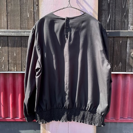 TUCK DESIGN PULLOVER BLOUSE [S-4906]