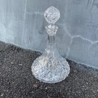 Vintage CLEAR CUT DESIGN LARGE DECANTER GLASS [J-039]