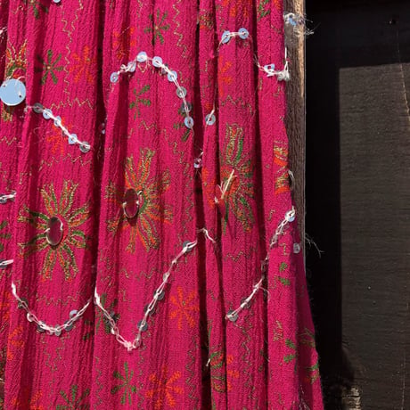 INDIA EMBROIDERY LONG SKIRT [S-1819]