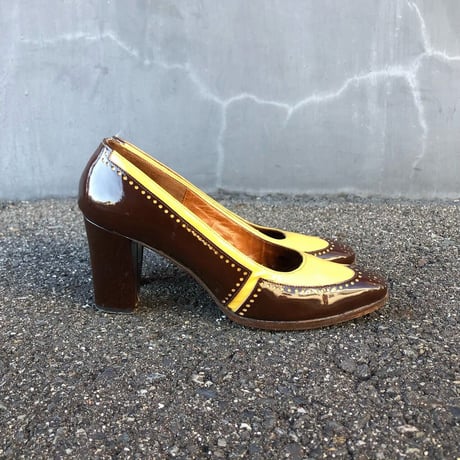 Vintage WING TIP DESIGN PUMPS 23.0cm [S-4162]