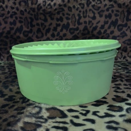 70's "TUPPERWARE" GREEN CANISTER [J-205]