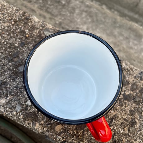 VINTAGE RED ENAMEL MUG [J-005]