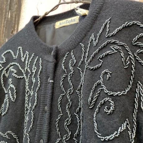 BEADS EMBROIDERY KNIT CARDIGAN [S-5966]
