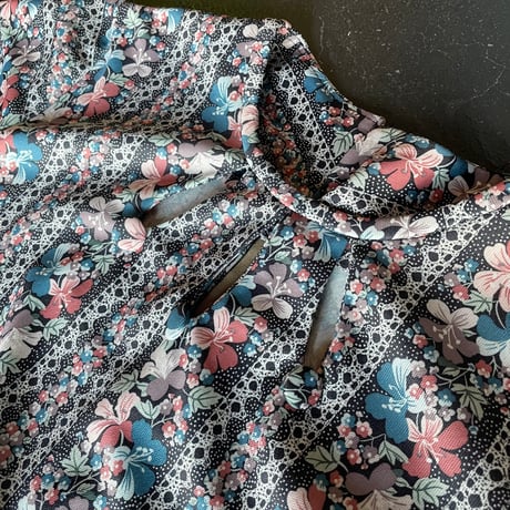 60-70’S FLOWER POLY DRESS [S-0955]