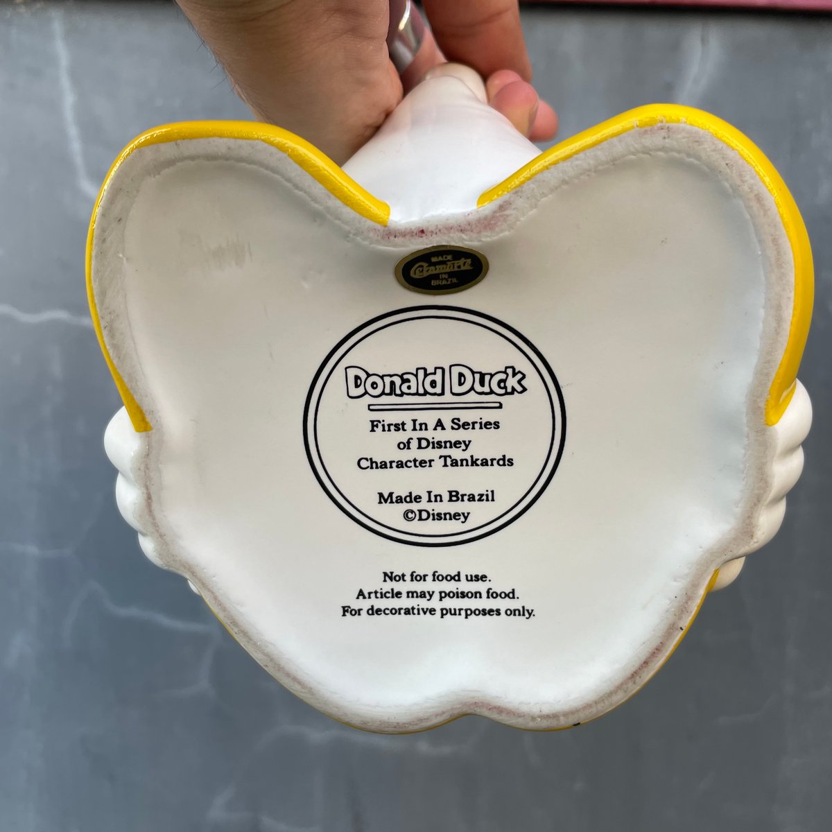 Vintage ”Donald Duck” CERAMIC TANKARD [J-025] |