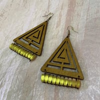 DESIGN TRIANGLE WOOD PIERCE [S-3437]