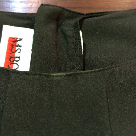 TUCK DESIGN PULLOVER BLOUSE [S-4906]