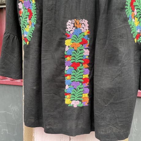 MEXICAN ENBREIDERY BLOUSE [S-2469]
