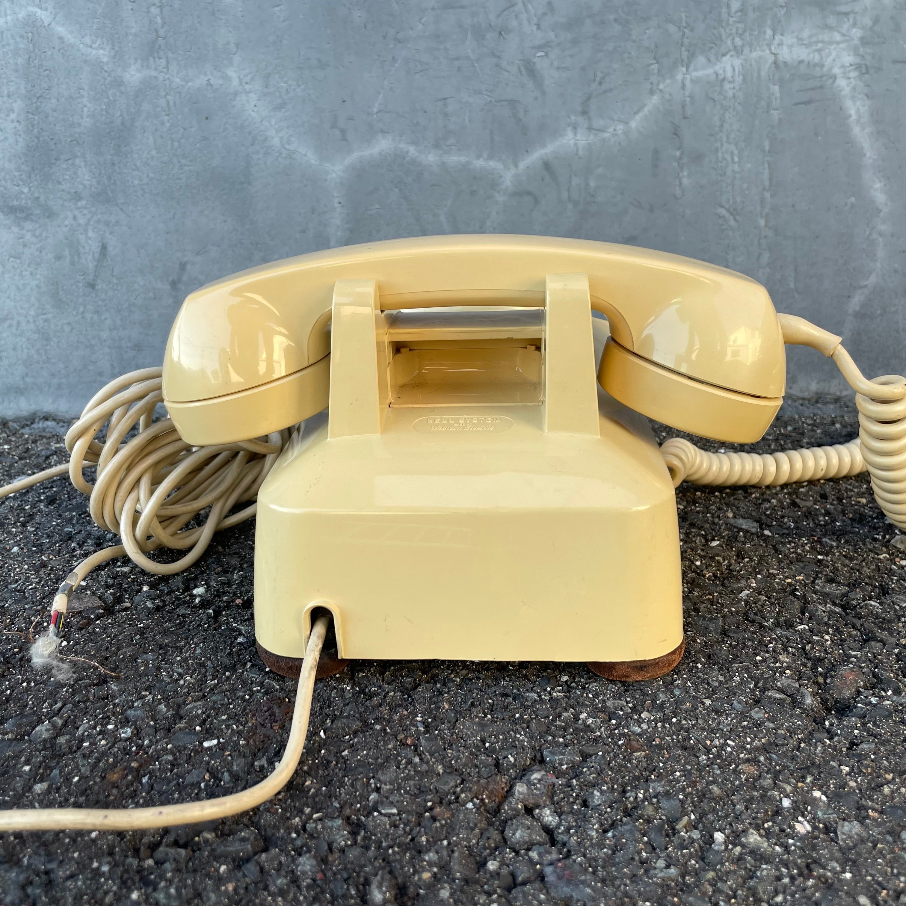VINTAGE ''Western Electric'' TELEPHONE [J-189]