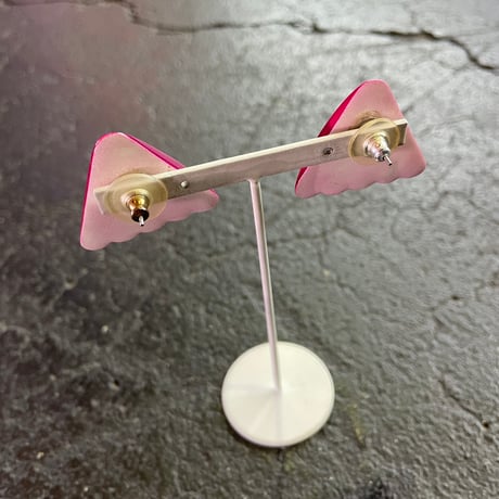 PURPLE TRIANGLE PIERCE [S-2131]