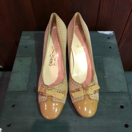 "SALVATORE FERRAGAMO" DESIGN PUMPS 22.5cm [S-3240]