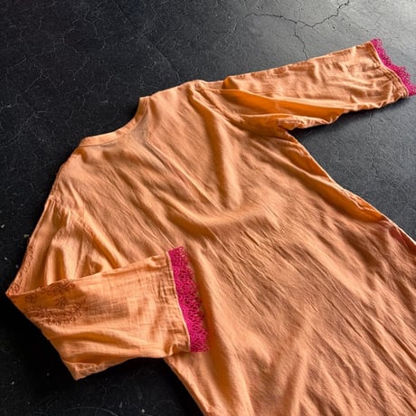 INDIA EMBREIDERY KULTA DRESS [S-1204]