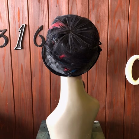 60'S FEATHER DESIGN HAT[S-3005]