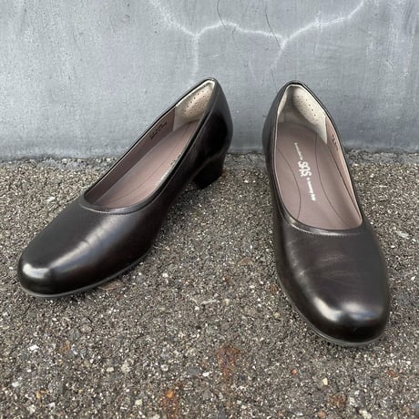 LEATHER PUMPS 25.5㎝ [S-4248]