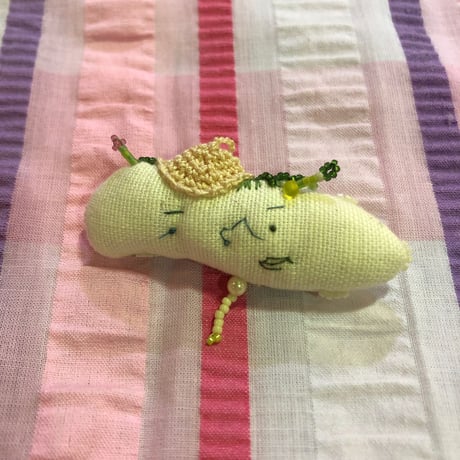 雲の休日 (ブローチ)