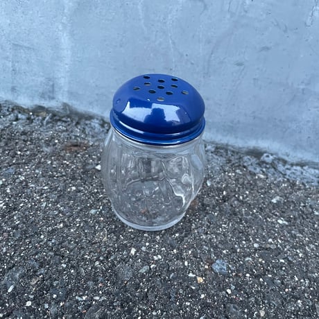 VINTAGE GLASS SALT [J-202]