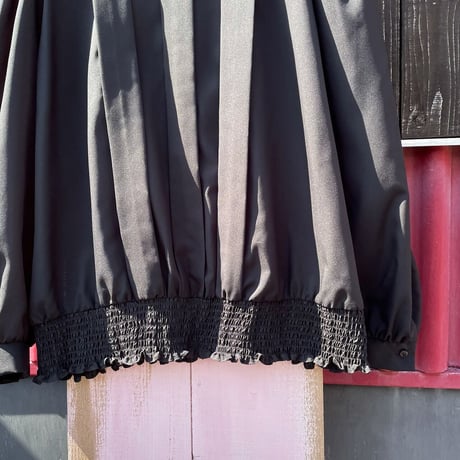 TUCK DESIGN PULLOVER BLOUSE [S-4906]