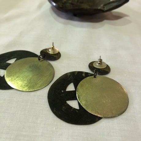 ANTIQUE PLATE DESIGN PIERCE [S-2082]