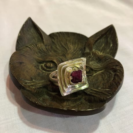 STONE DESIGN SILVER RING [S-2047]