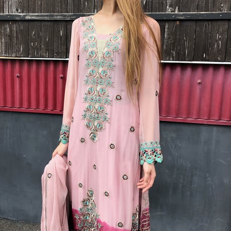 INDIA EMBROIDERY SET UP [S-3126]