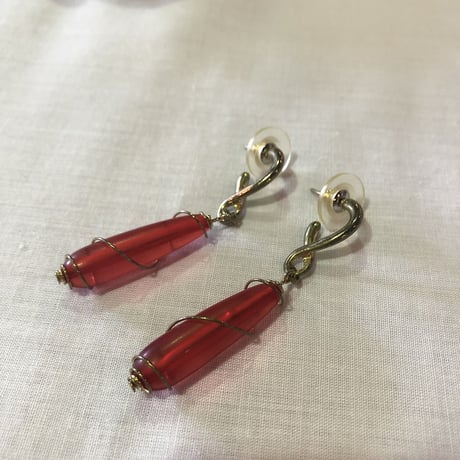 GOLD×CLEAR RED DESIGN PIERCE [S-2070]