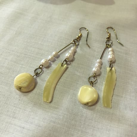 SHELL BEADS DESIGN PIERCE [S-2072]