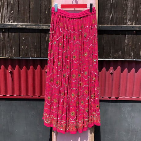 INDIA EMBROIDERY LONG SKIRT [S-1819]