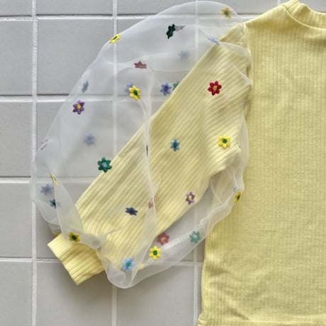 【OUTLET / 100サイズ】 flower puff yellow top