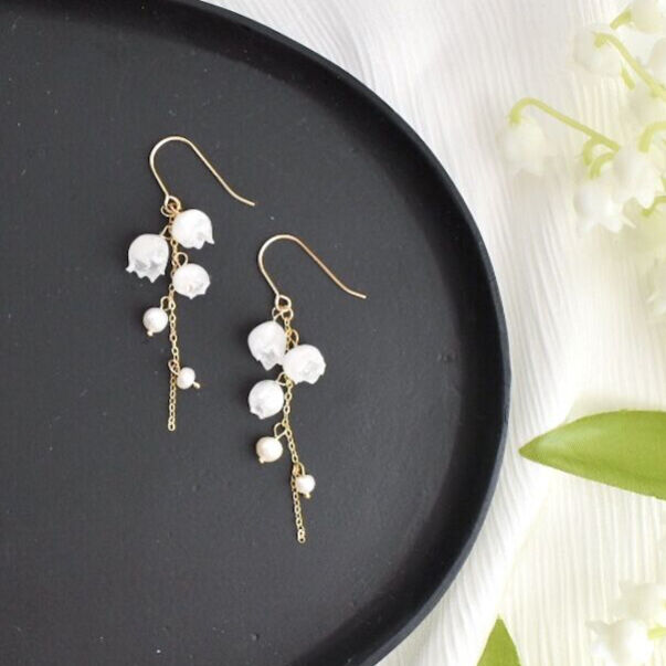 ☆❤️ 淡水パール　鈴蘭　すずらん　ピアス　イヤリング　ハンドメイド ☆❤️ 鈴蘭 淡水パール スズラン チェーン ピアス イヤリング