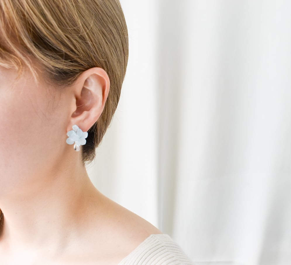 あじさい花束(水色)ピアス | Coloring