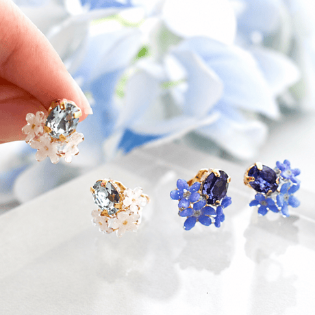 【選べるColor】勿忘草×ガラスストーン ピアス